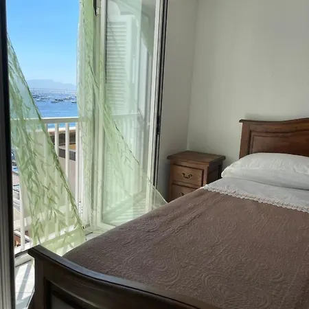 Sulla Apartment *