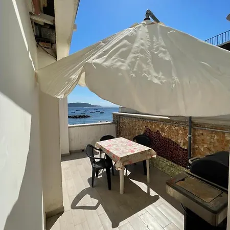 Apartment Sulla *